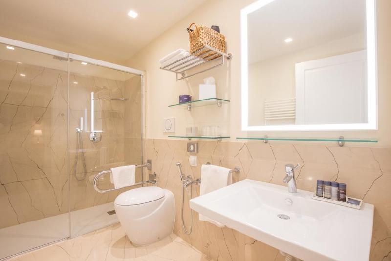 Palazzo Monga Boutique Guesthouse 4* Verona